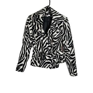 Simply French size 4 Zebra Jacket Lined Soft Black White Belted Button EUC